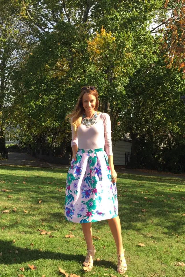 AUGUSTINE - Gorgeous floral skirt! 10