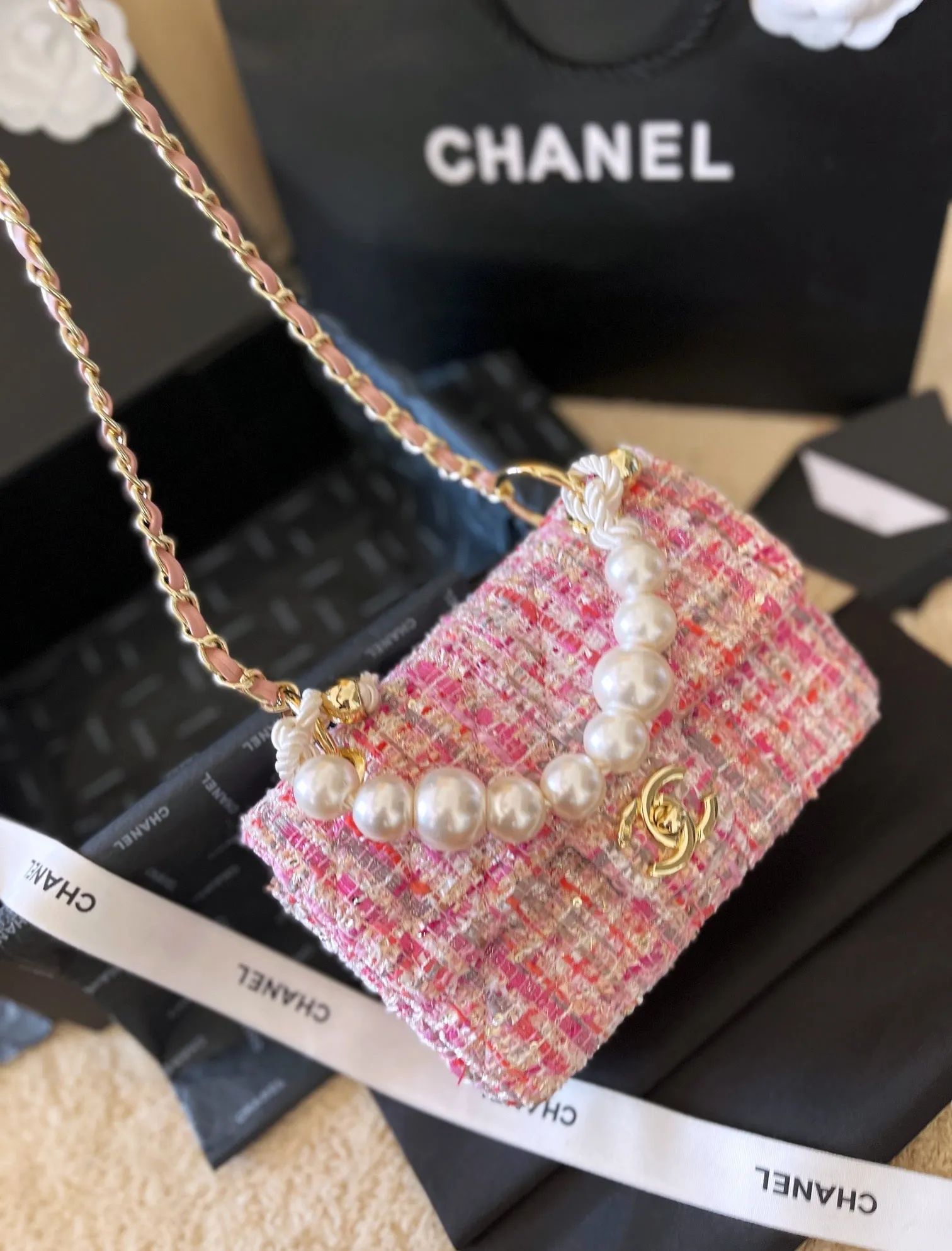 CC654 Small Pearl Handbag / 8.6x5.7x2.4inch