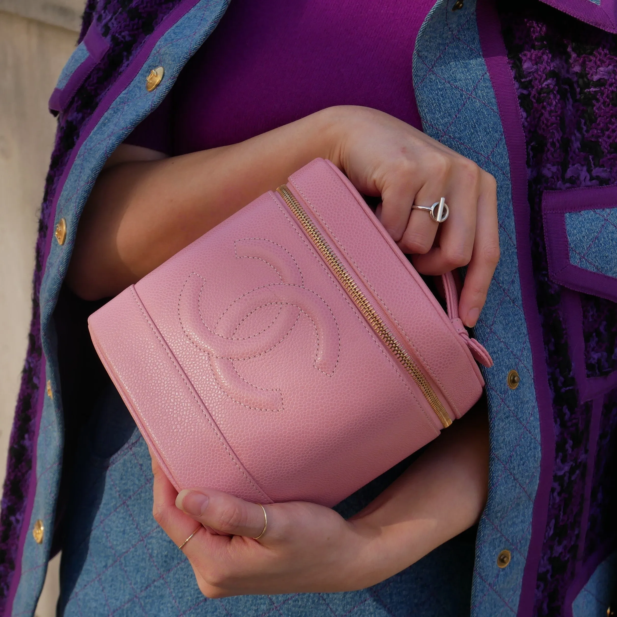CHANEL 2004-2005 Pink Caviar Timeless Handbag 44192