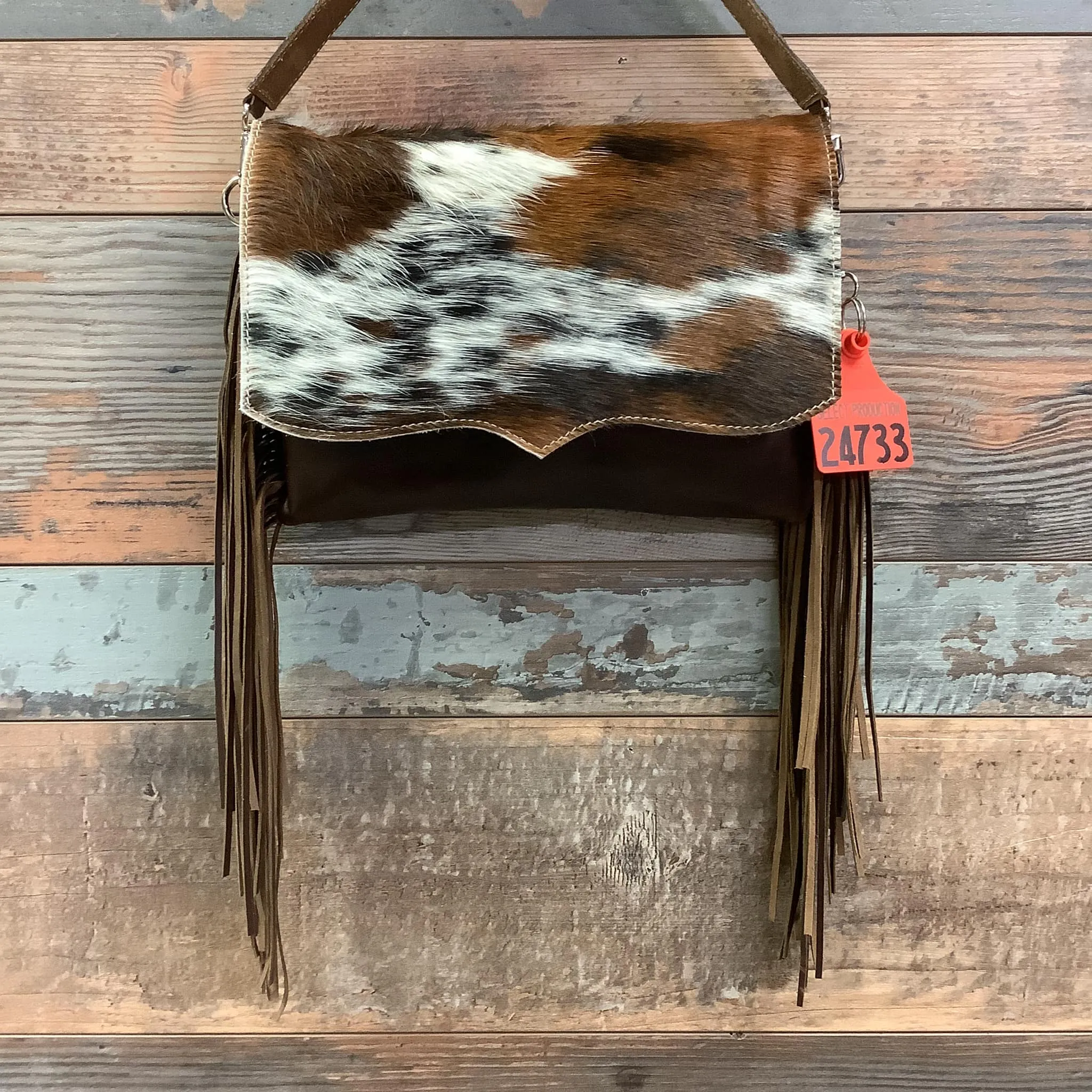 Classy Cowgirl - #24733 Bag Drop