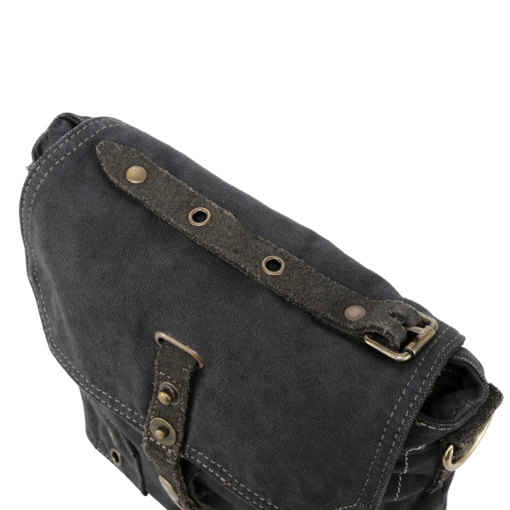 Coastal Flap Crossbody