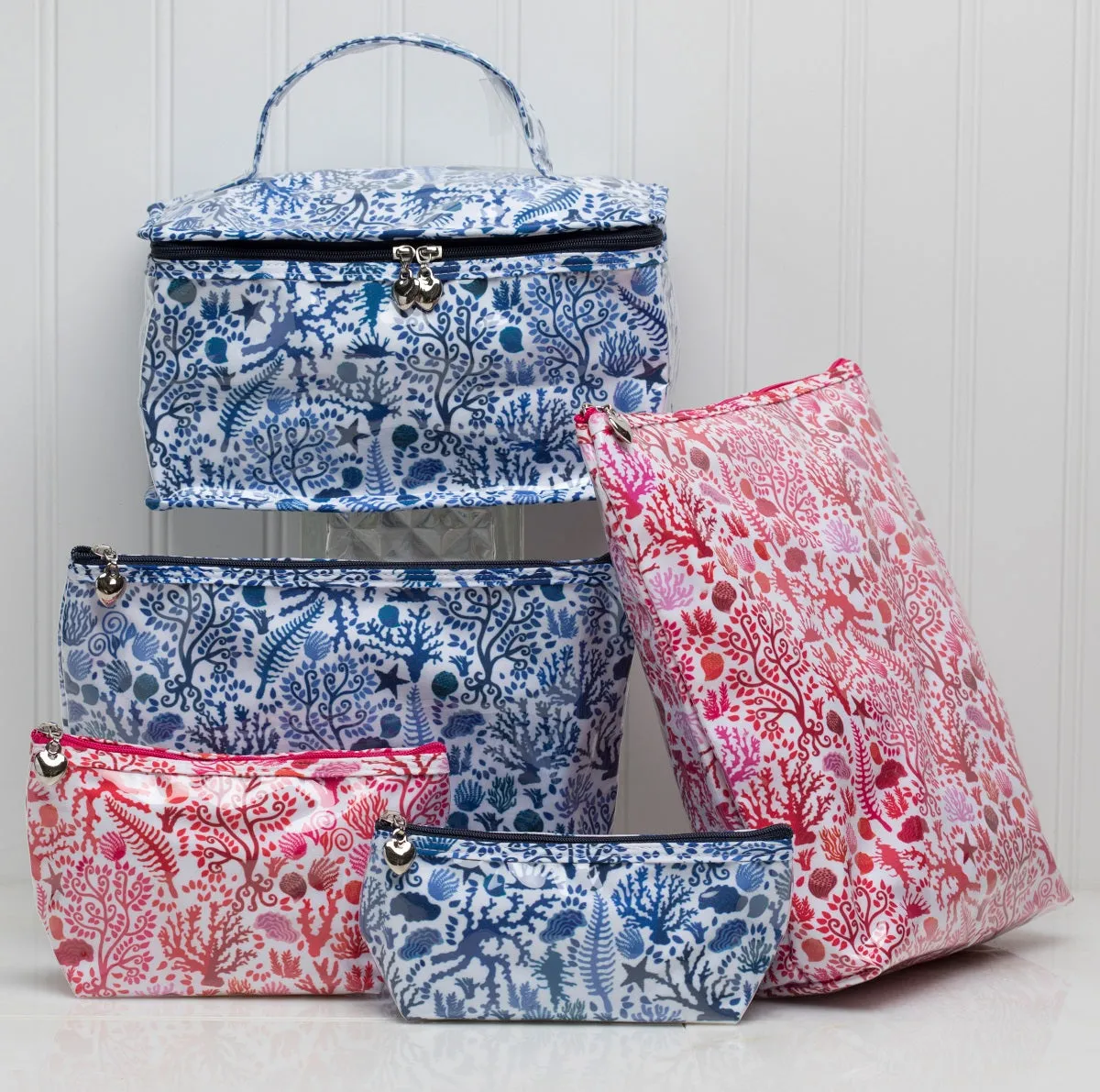 Cosmetic Bag (Small), Seashells (Coral)