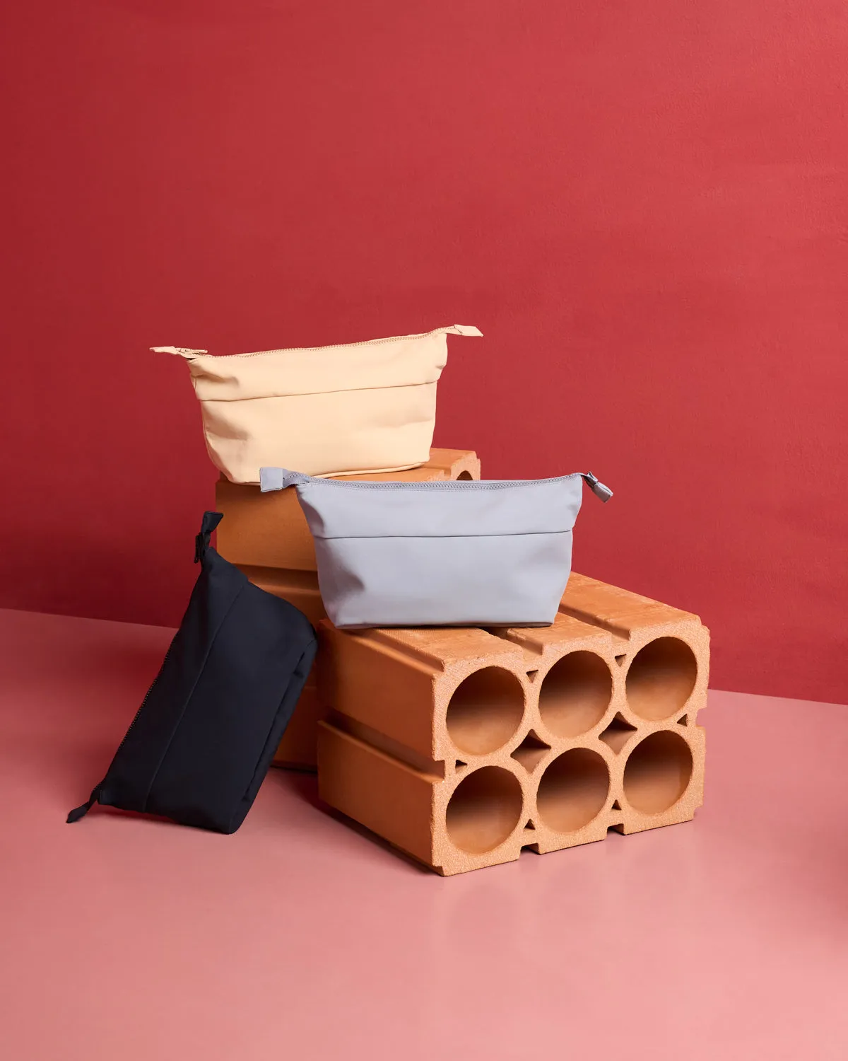COSMETIC BAG