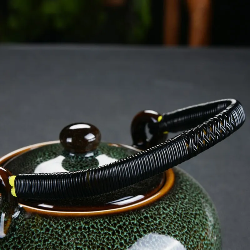Glazed Ceramic 700ml Teapot