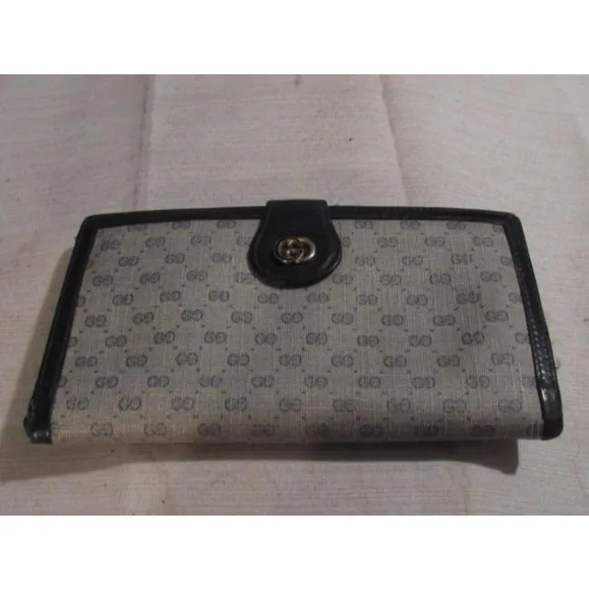 Gucci Blue Small G Logo Print And Leather With Gold Blue Enamel Gg Hinge Vintage Wallet