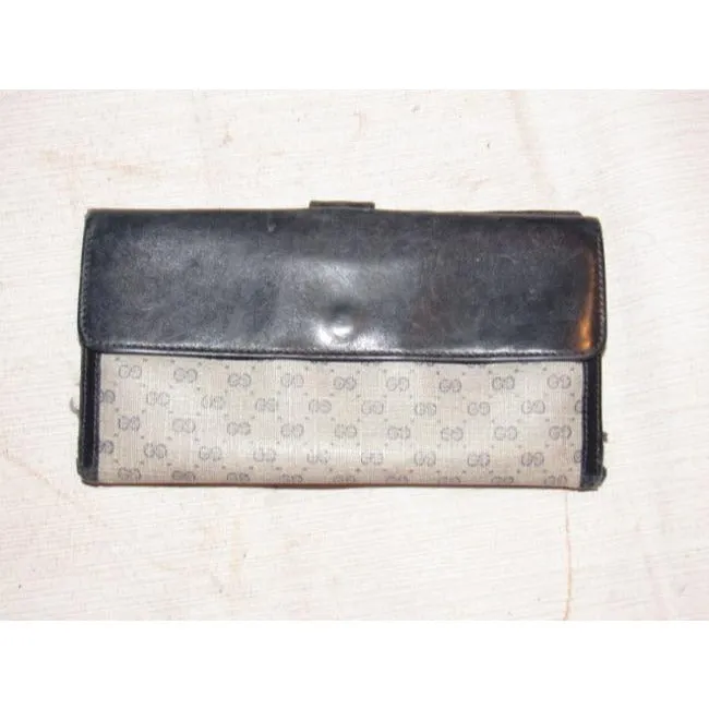 Gucci Blue Small G Logo Print And Leather With Gold Blue Enamel Gg Hinge Vintage Wallet