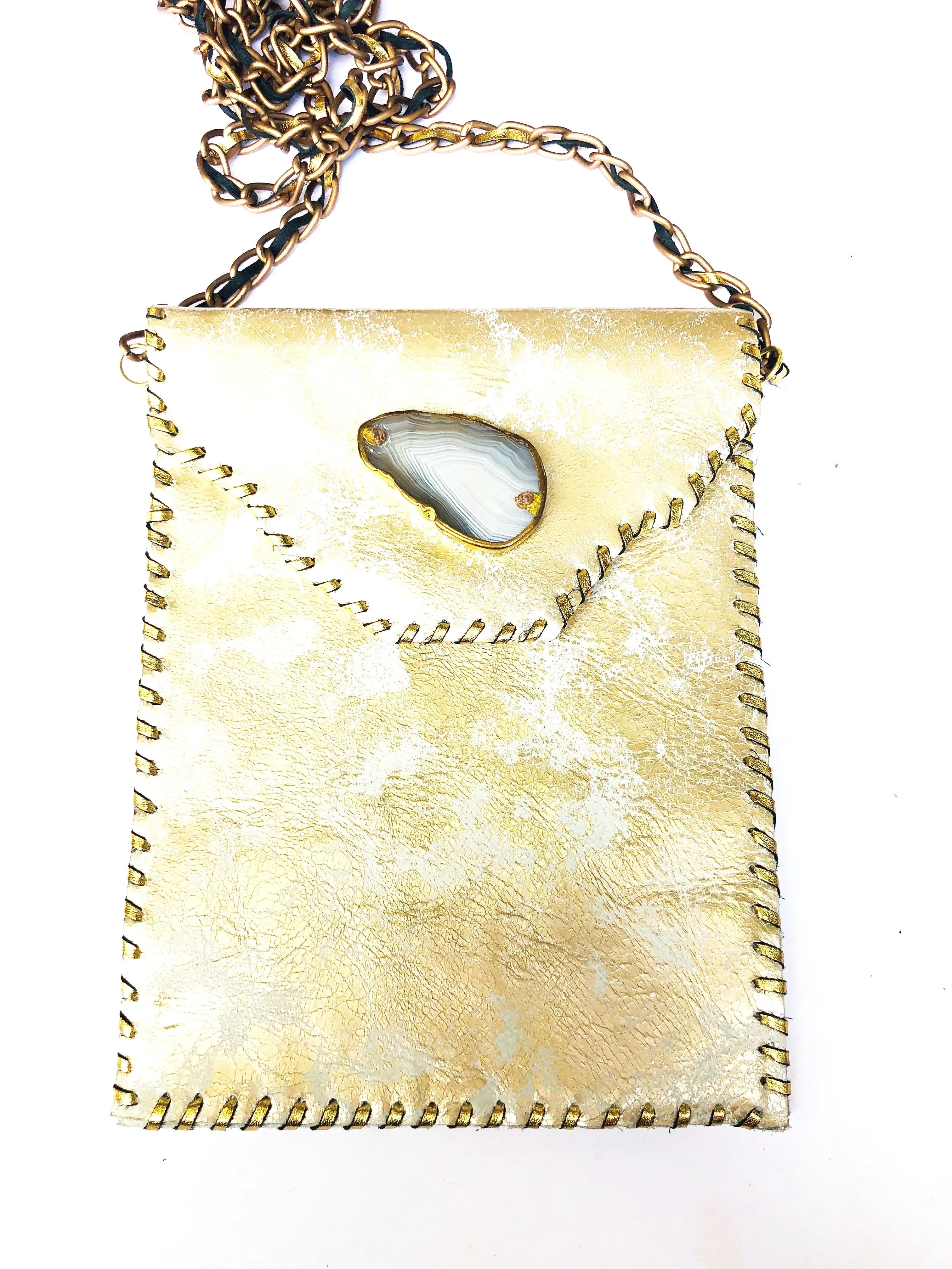 Hyde Me Bag Fold Closure