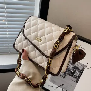 MAYTRENDS  - Quilted Flap Bag