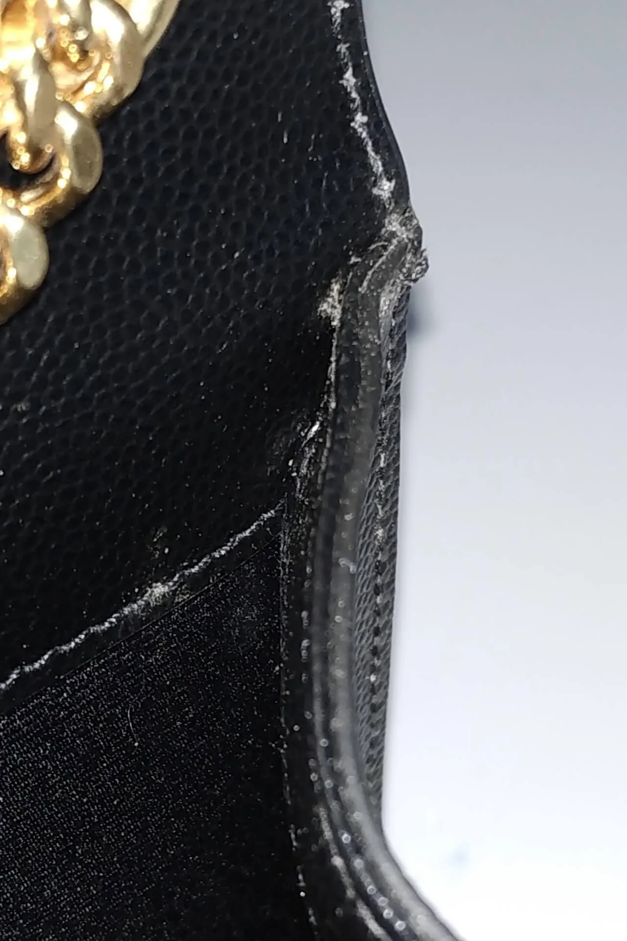 Monogram Medium Kate Black With Gold Hardware